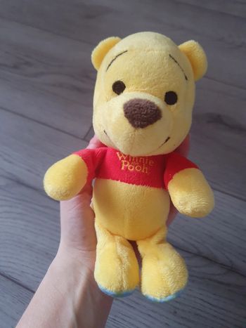 Peluche winnie l'ourson