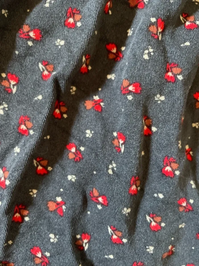 Jupe avec des tulipes - photo numéro 2
