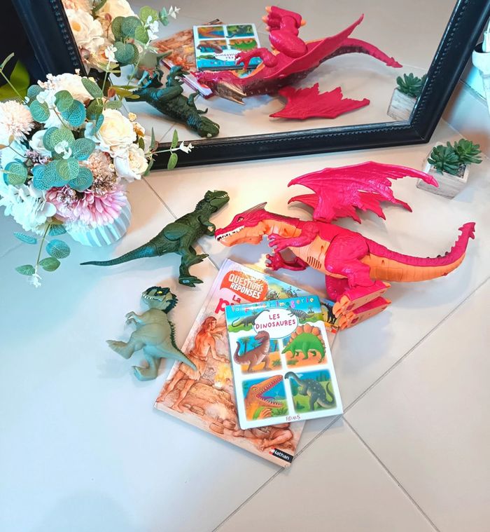 Jouet dinosaure/dragon