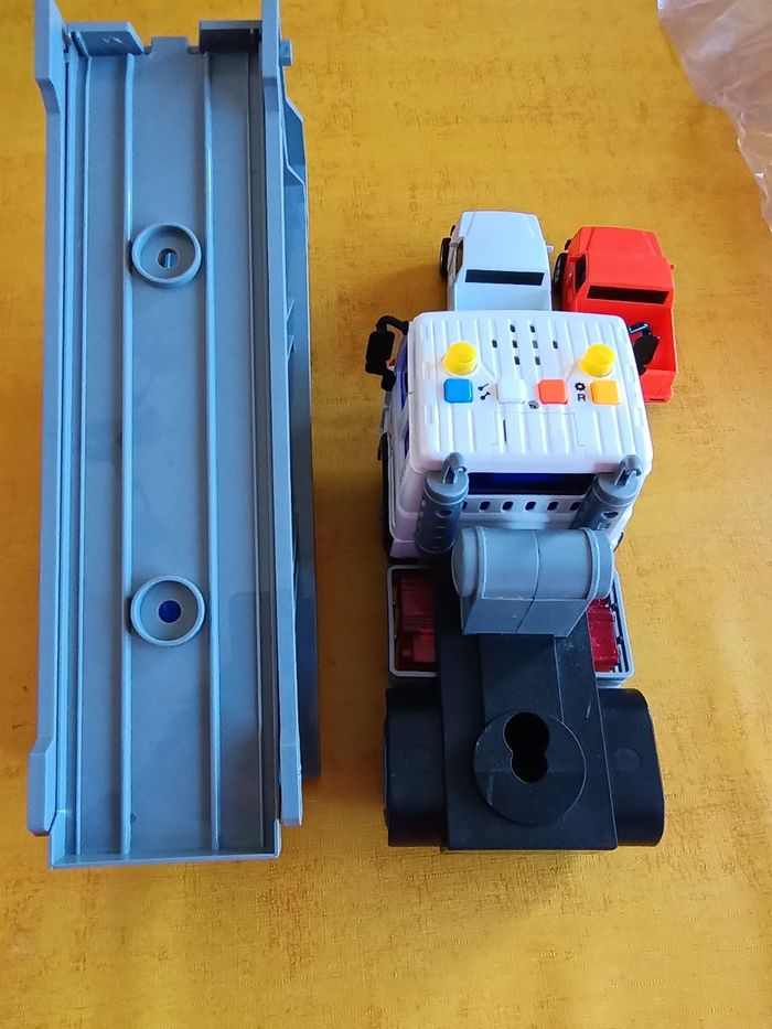 Camion porte voiture - photo numéro 8