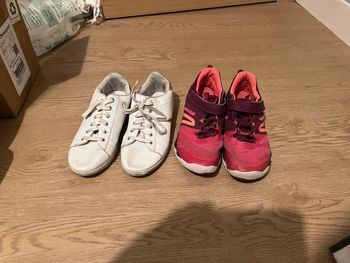 Vends lot de 2 baskets taille 38 état satisfaisant décathlon et philov