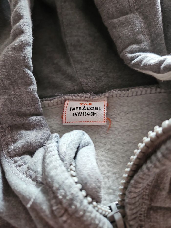 Lot 2 vestes à capuches 10/12 ans - photo numéro 5