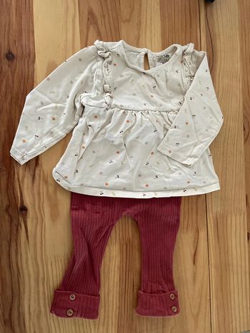 Ensemble leggins t shirt manches longues