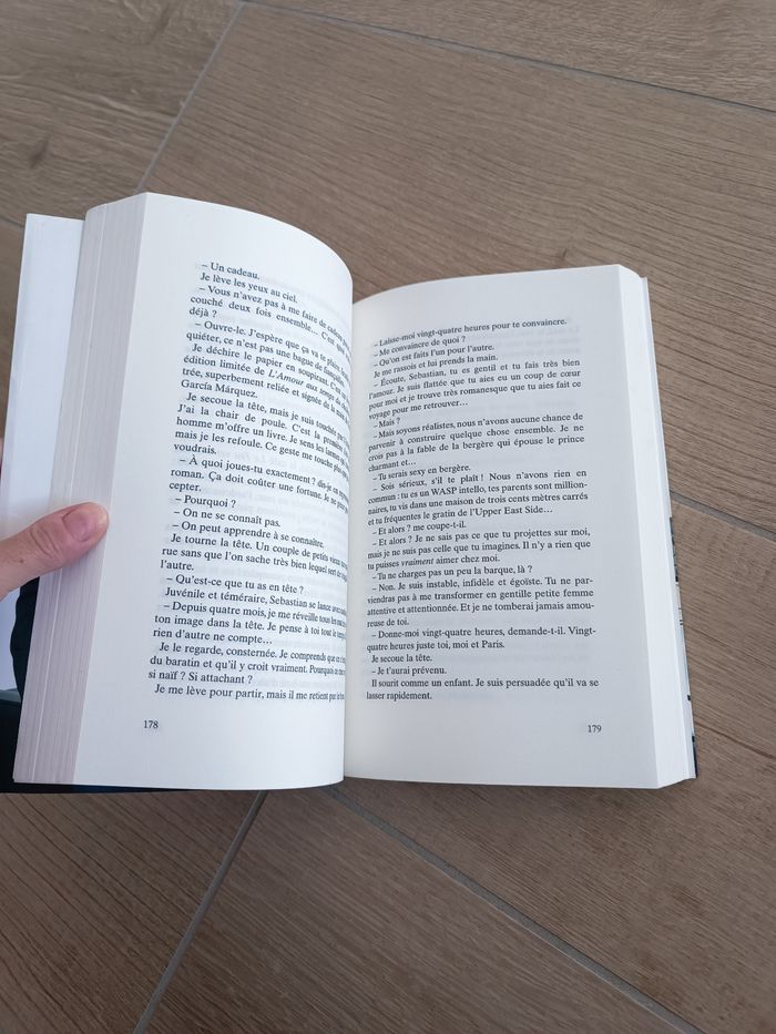 Livre 7 ans après - photo numéro 2