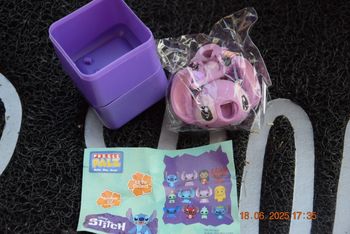 Figurine stitch puzzle palz