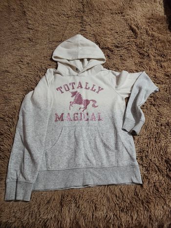 Sweat à capuche "Totally Magical"