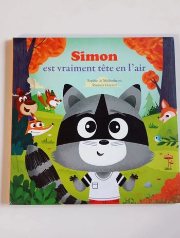 Simon est vraiment tête en l'air