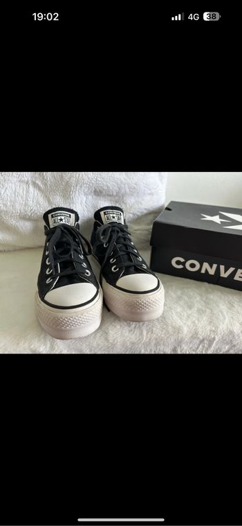 Converses basses noires