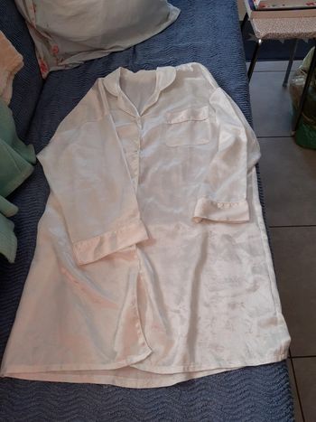 Chemise de nuit satinée