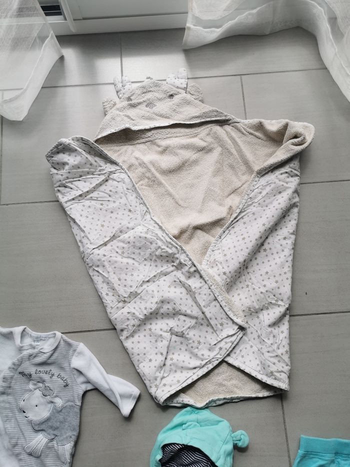 Lot vêtements garçon 1 mois - photo numéro 3