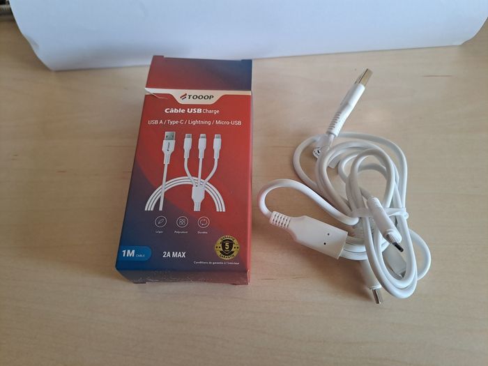 Câble de téléphone - photo numéro 2