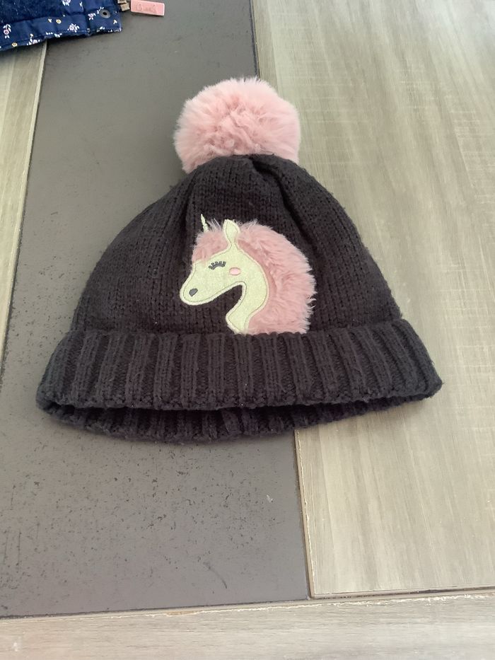 Bonnet taille 5 ans