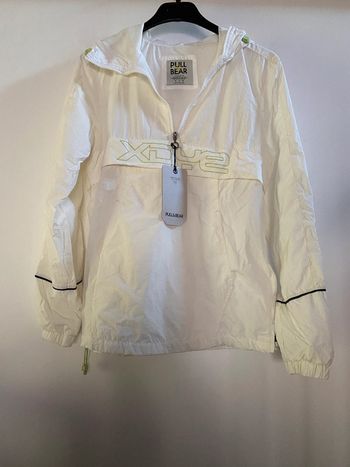 Haut imperméable coupe vent avec capuche Pull & Bear taille S Neuf