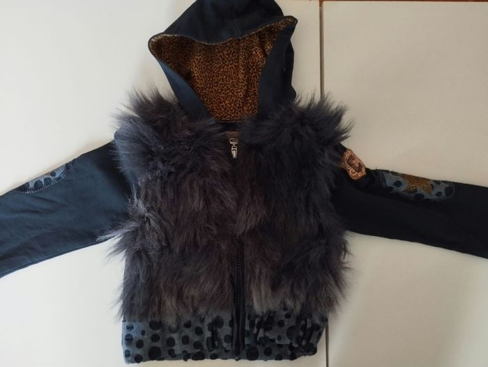 Magnifique veste mi saison fille
