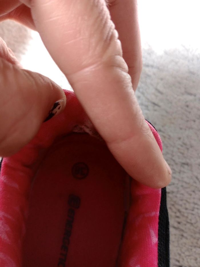 Baskets  38 noires et roses c47 - photo numéro 9