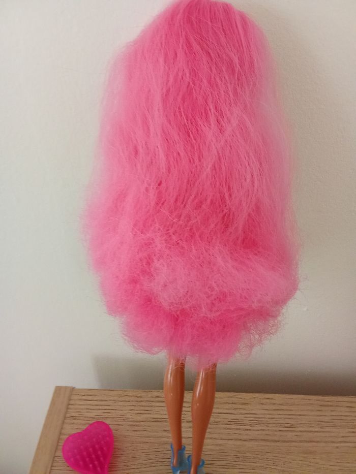 Poupée Barbie color reveal - photo numéro 3