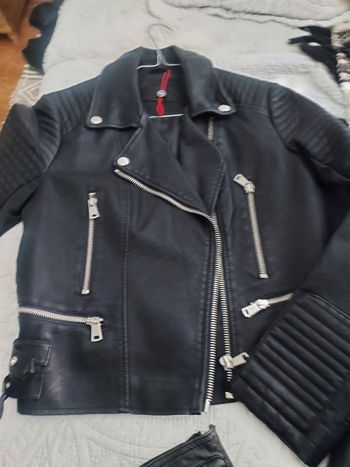 Blouson noir