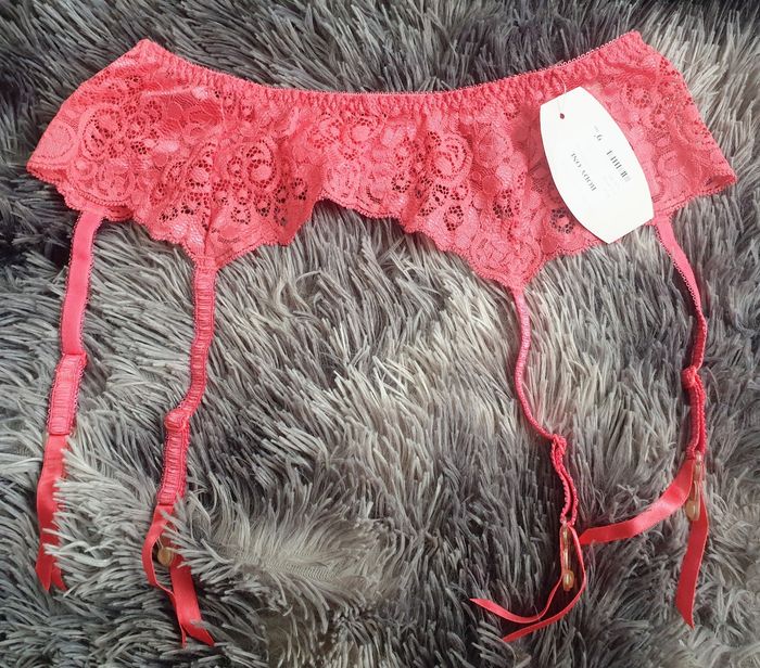 Porte jarretelles en dentelle Taille L Body one