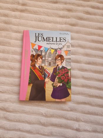 📚 Les Jumelles Tome 6 – Les jumelles mènent le jeu (Bibliothèque Rose)
