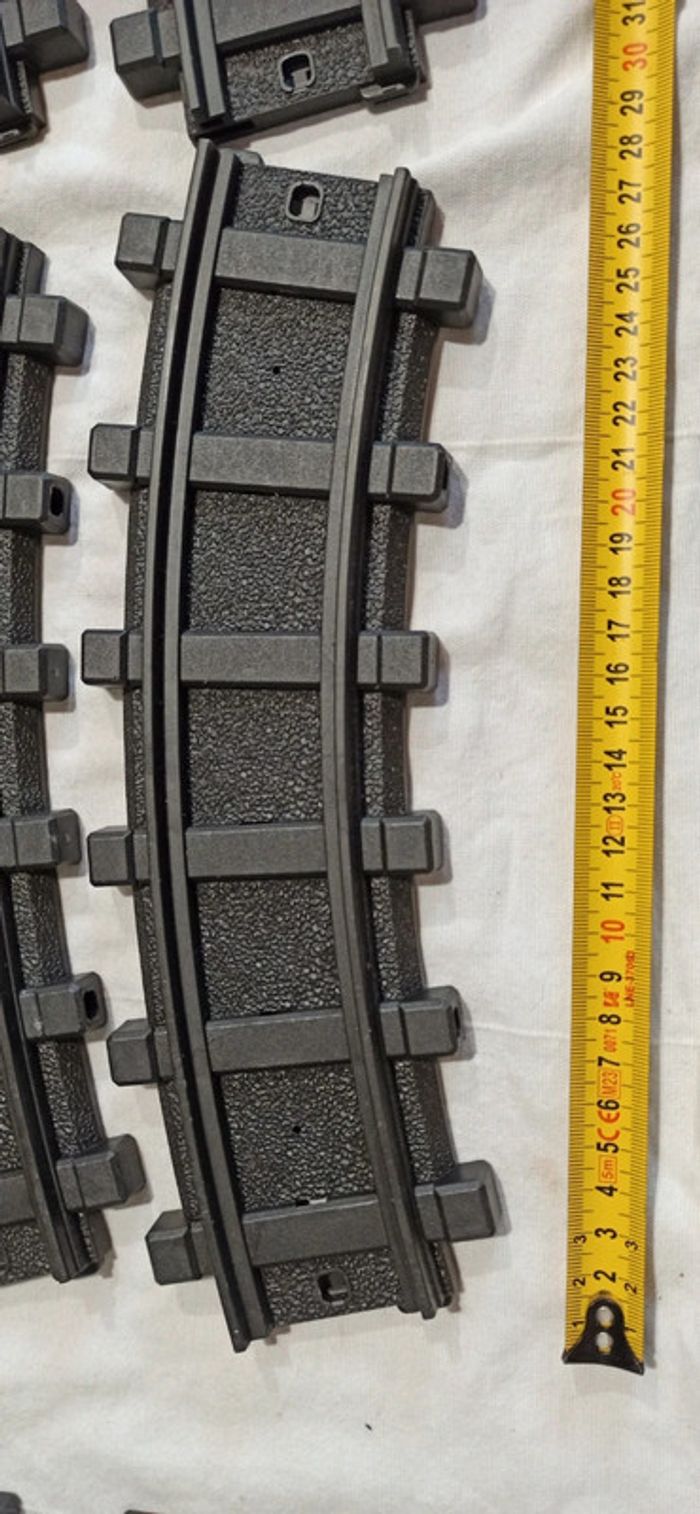 Lot de rails 12 courbes et 2 droits playmobil - photo numéro 2