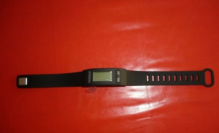 montre NEUVE connectée smeezu bracelet noir - photo numéro 5