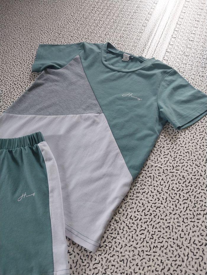 Ensemble garçon Shein – 2 pièces (T-shirt + short) - photo numéro 2
