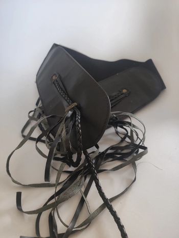 Ceinture franges marron effet cuir (extensible) a nouer.