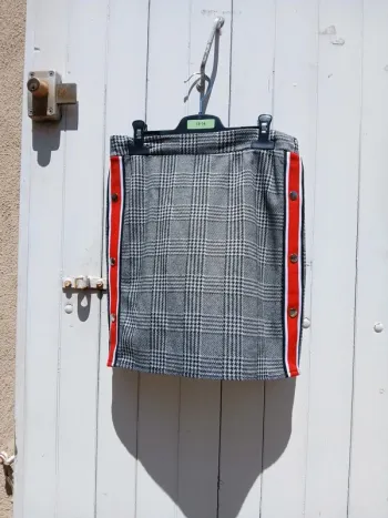 Jupe a rayures taille 38