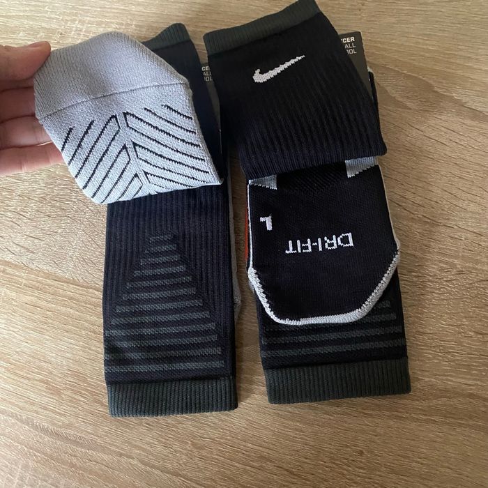 Lot  de 2 chaussettes de football Nike - photo numéro 6