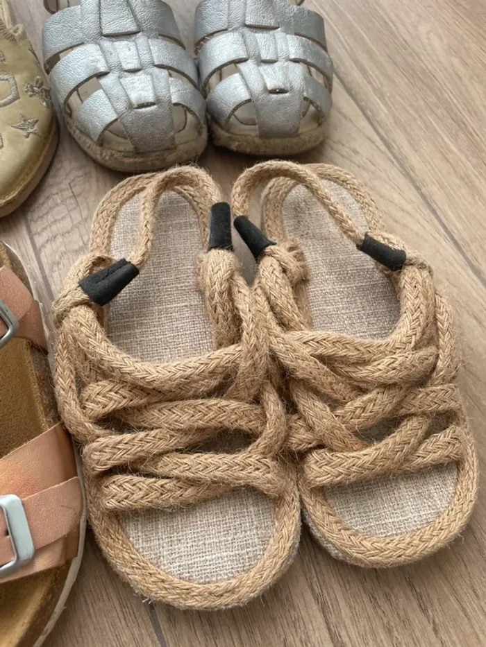 Lot chaussures été filles - photo numéro 3