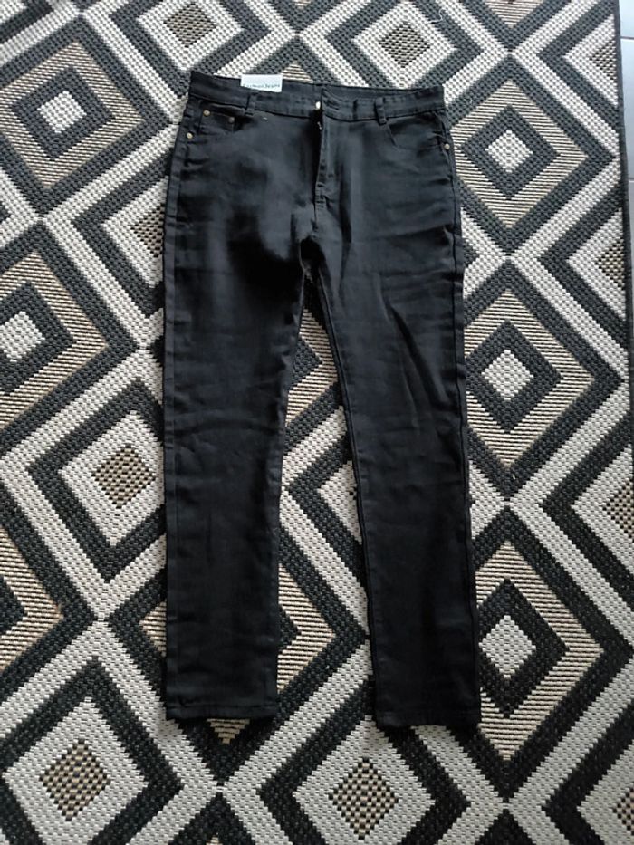Jeans noir taille 44 neuf