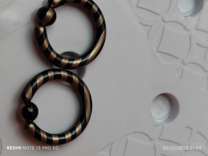 Bcr téton ou oreille en titane neuf - photo numéro 4