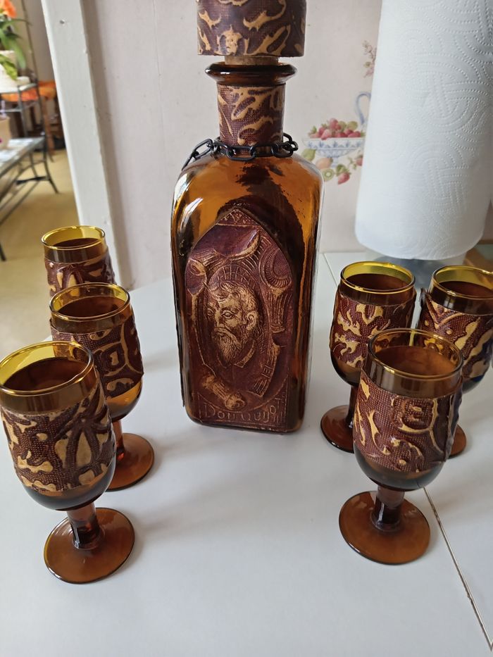 Service a cognac jamais servi