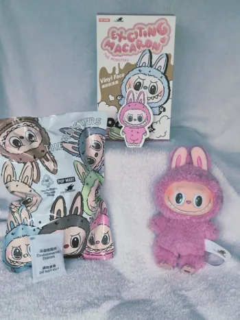 Labubu The Monsters – Exciting Macaron Series Lychee Berry
