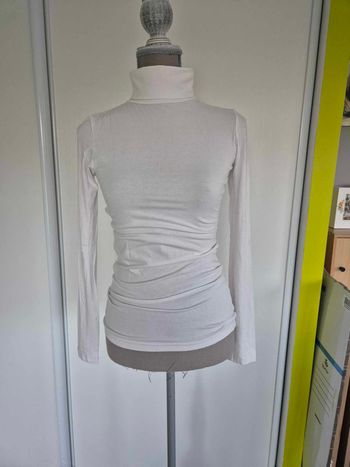 Pull / sous pull col roulé