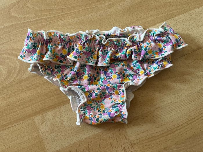 Maillot de bain 1 piece culotte Sergent Major 18mois fille TBE