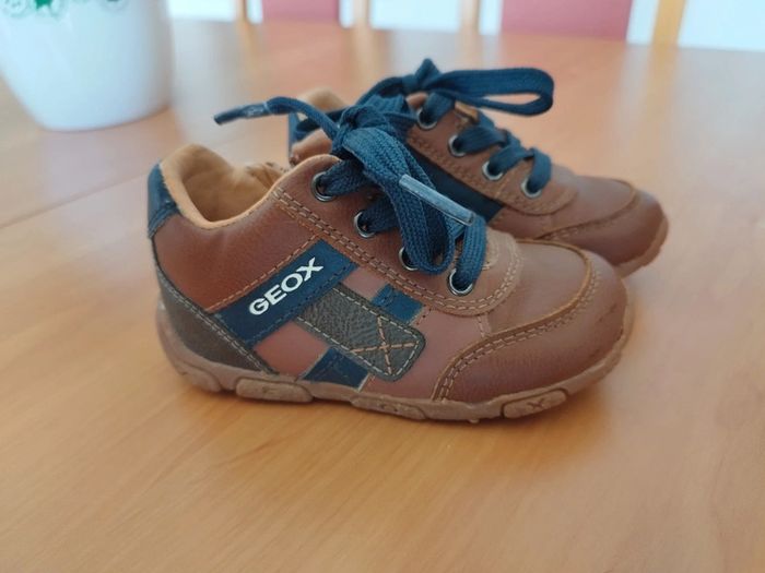 Chaussure taille 21 - photo numéro 2