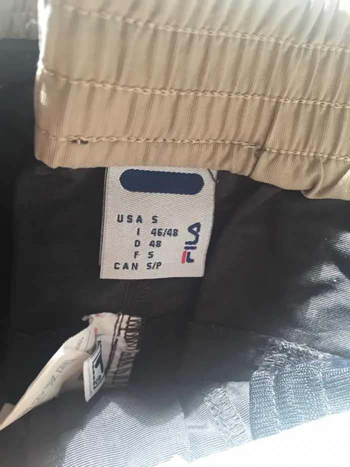 Pantacourt Homme Fila taille S - photo numéro 4