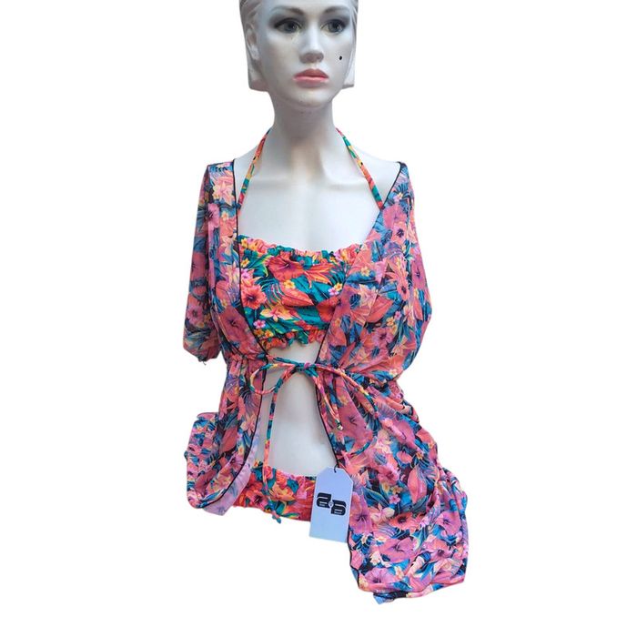 Magnifique maillot neuf 3 pièces taille M