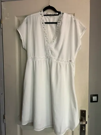 Robe ikks taille 40 neuve
