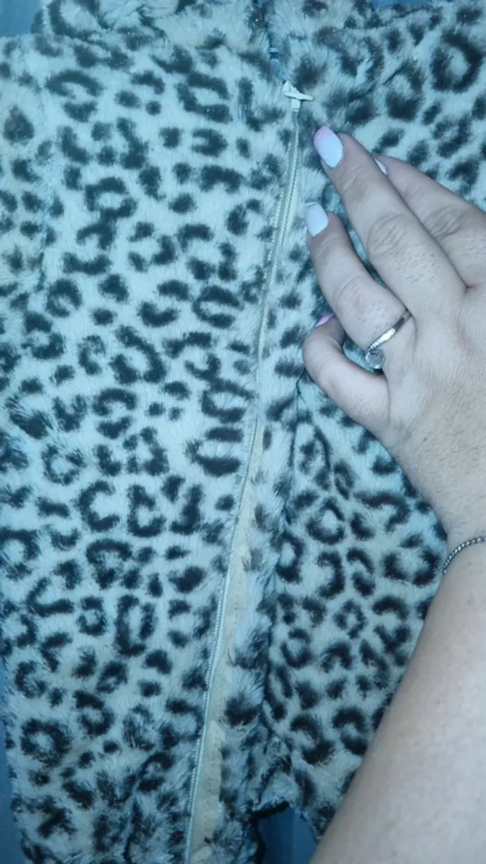 Combinaison léopard 🐆 - photo numéro 3