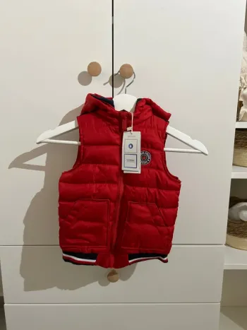 Veste sans manche neuve avec étiquette 3 ans orchestra