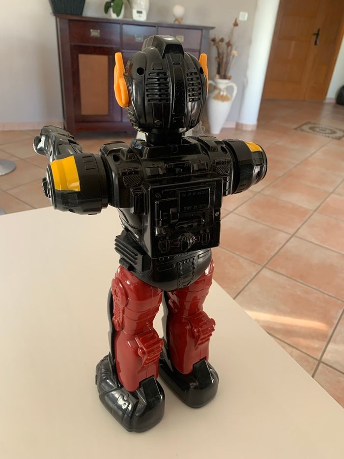 Robot électronique super leader - photo numéro 2