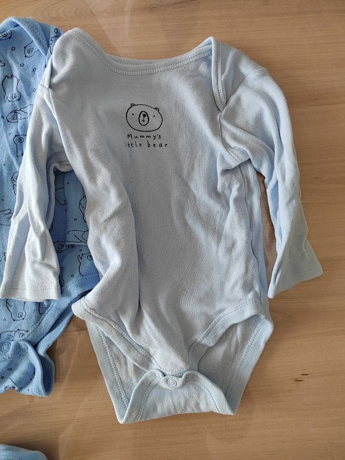 Lot de 3 bodies 12 mois - photo numéro 3