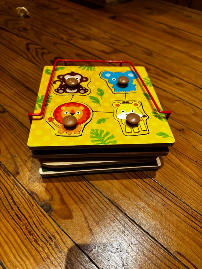 Lot puzzles en bois - photo numéro 3