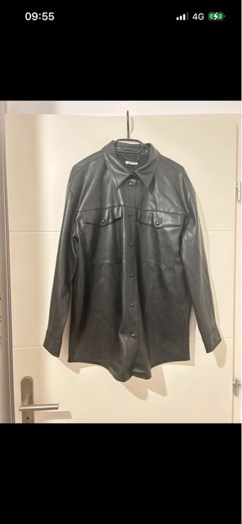 Sur chemise femme en simili cuir 