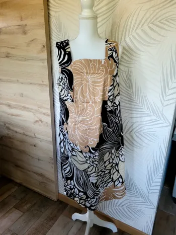 Superbe robe femme taille 46 bon prix