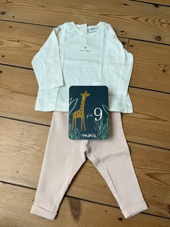 Ensemble bébé fille 9 mois