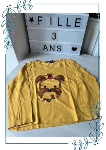 T shirt TQF 3 ans moutarde chien 🐶
