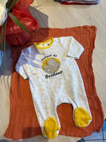 Pyjama / dors bien 3mois 60cm sucre d’orge